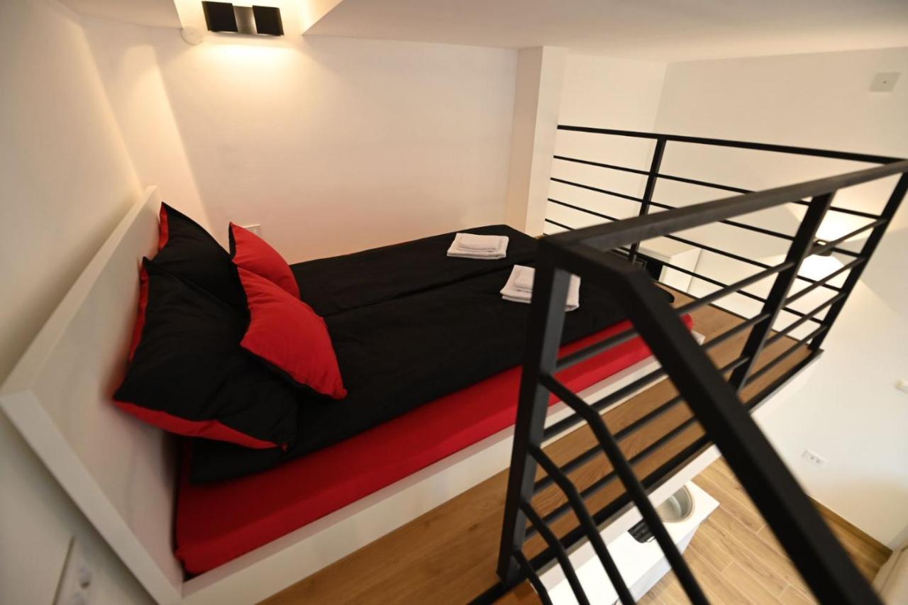 Bel Galleries Sajmiste Zimmer foto